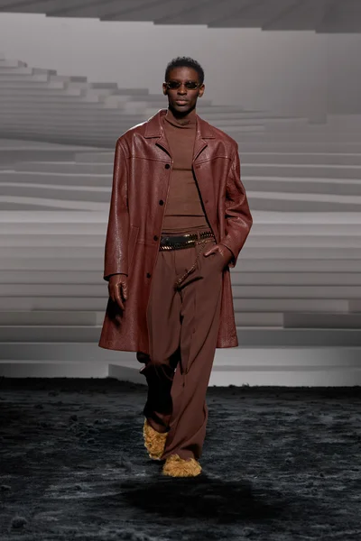 Look 38